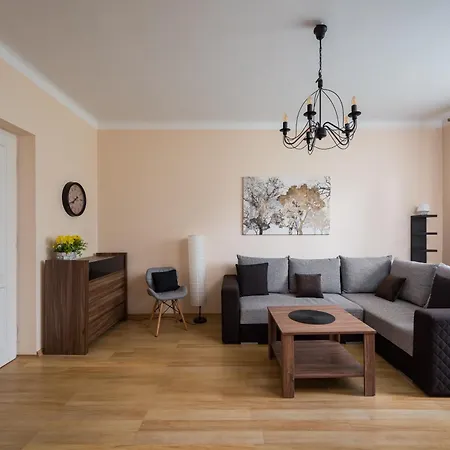 Wlochy 3-bedroom * Warschau