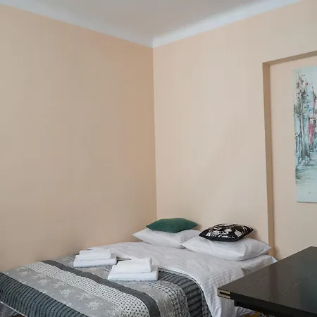 Wlochy 3-bedroom